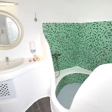 Vip Oia (Santorini)