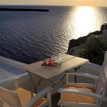 Vip Oia (Santorini)
